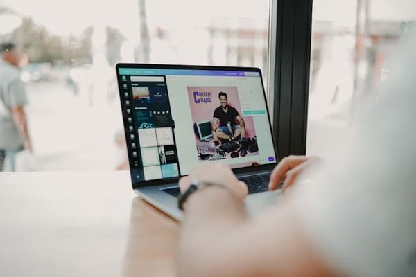 Quels défis les formateurs rencontrent-ils lors de la création de contenus de formation inclusifs et comment les surmonter ?